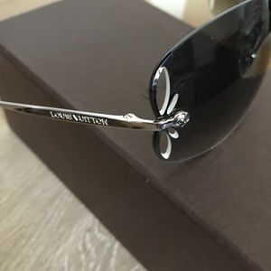 Louis Vuitton unisex sunglasses